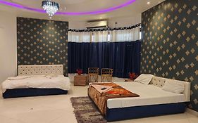 Mauji'S Villa Hotel & Guest House